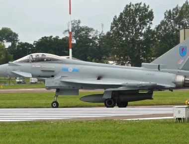 Η Γερμανία πιέζει τις ΗΠΑ για να μάθει αν το EF-2000 θα φέρει πυρηνικά όπλα